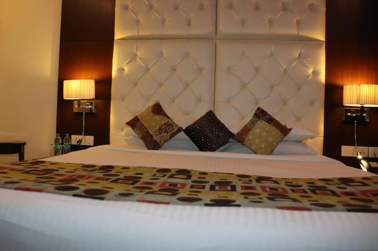 Renest Jaipur Hotell Eksteriør bilde