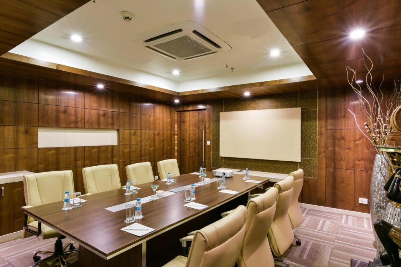 Renest Jaipur Hotell Eksteriør bilde