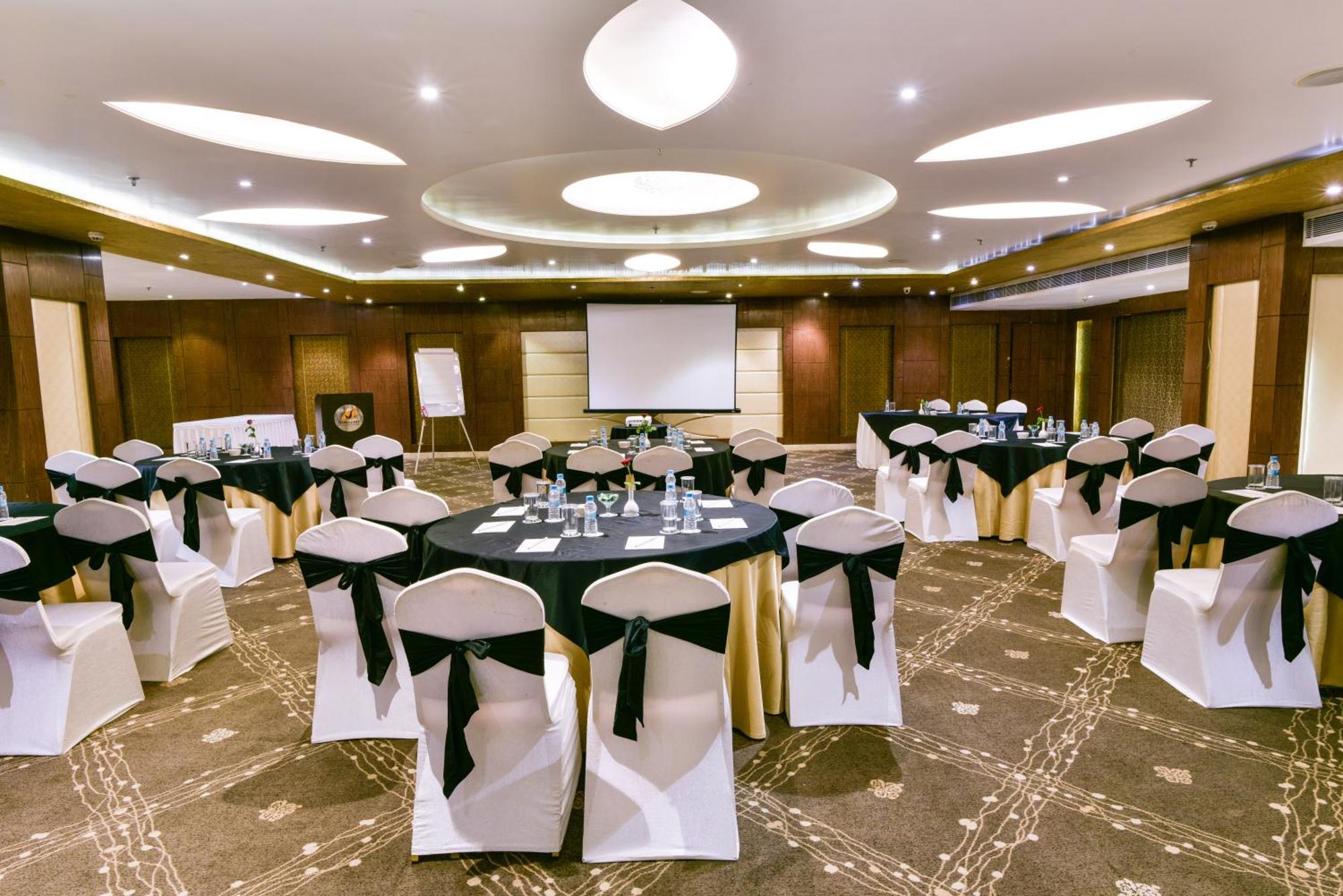 Renest Jaipur Hotell Eksteriør bilde